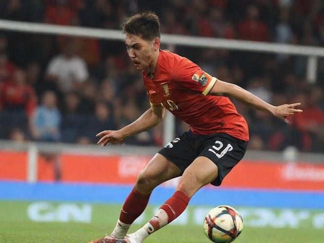 5分钟决胜：最后段比赛激烈拼抢，谁能笑到最后？，4分55秒大战