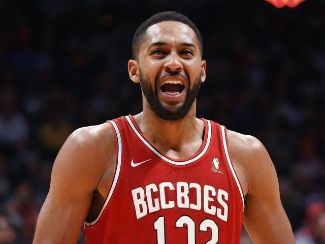 “九游app_ NBA最奇葩的玩笑时刻，球员爆笑全场”，爆笑nba游戏