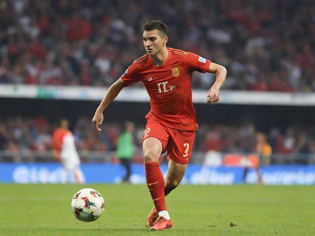 九游体育网站_ 世界杯揭幕战精彩纷呈，意外频出引热议，九游世界ol官网下载