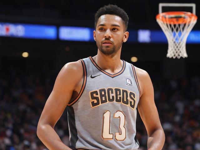 “九游app_ 你不知道的冷知识：NBA隐藏的小技巧”，nba游戏怎么操作