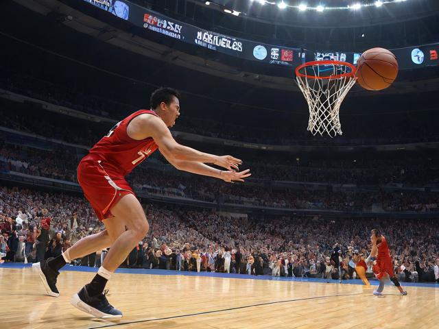 “九游app_ 历史瞬间：那些永载史册的经典比赛”，九游历史版本大全