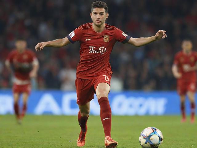 九游体育官网_ 德甲创新战术带来精彩比赛，场上亮点纷呈，九游游戏中心百度百科