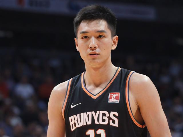 jiuyou.com_ 上海男篮新援加盟,目标冲击冠军,上海男篮新大外援 jiuyou.com_ 上海男篮新援加盟,目标冲击冠军,上海男篮新大外援