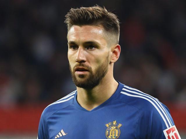 九游体育官网_ 德甲多变战术带来无限可能，精彩场面不断涌现，九游app官方网站