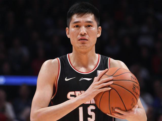 jiuyou.com_ 世界篮坛名家在中国举行篮球大师巡回赛，引领行业新高度，篮球世界大赛冠军