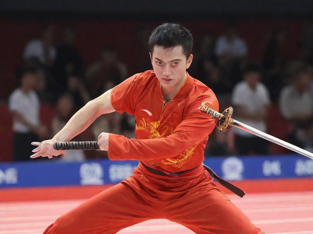 九游体育网站_ 传统剑术锦标赛，古技新演展风采，传统剑术套路都有哪儿些