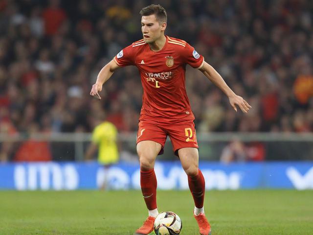 九游体育官网_ 德甲战术创新成果突出，精彩连续不断，九游游戏中心官方网站