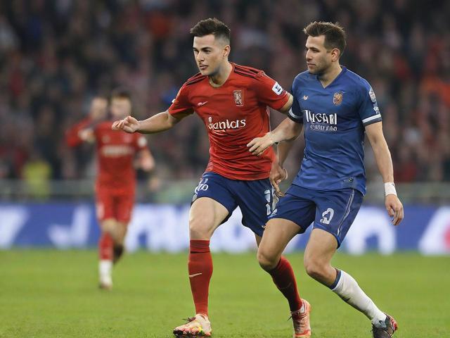 九游体育官网_ 德甲战术多样，精彩瞬间频出，现场氛围热烈，九游游戏app官方