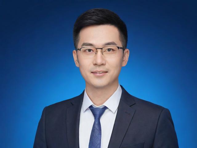 “九游app_ 教练智慧：战术调整让人叹为观止”，教练技术一阶游戏解说