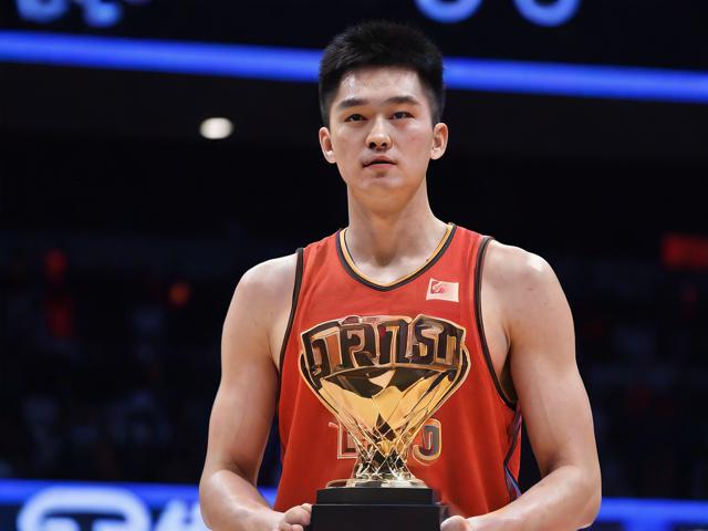 jiuyou.com_ 中国篮球明星荣获年度体育盛典最佳运动员奖，中国篮球最佳球员