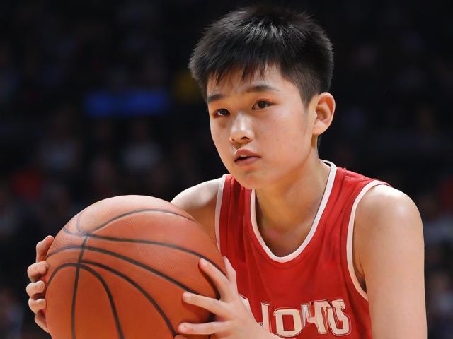 jiuyou.com_ 中国篮球明星积极参与运动公益，助力贫困地区孩子梦想，篮球 明星 中国