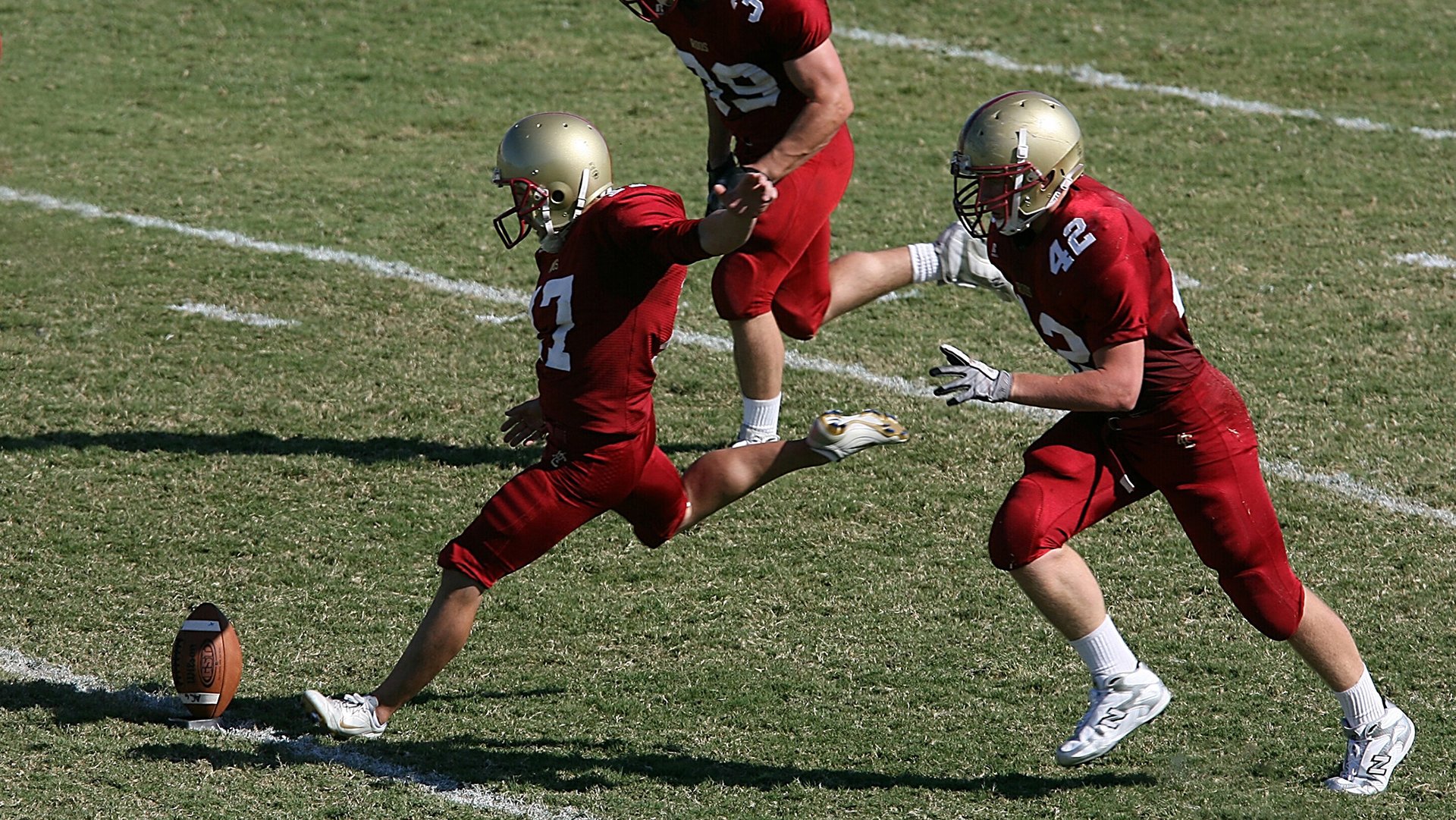 《全球电子竞技巡回赛：赛程安排全面揭晓》，全球电子竞技联合会